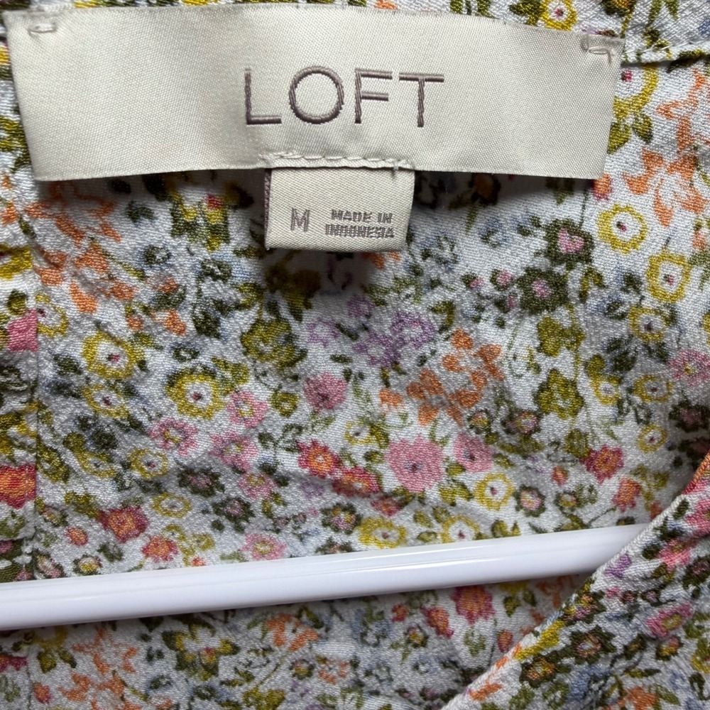 LOFT Floral Ruffle Sleeve Top Medium Multicolor Ditsy Print Rayon Blouse - Picture 3 of 4